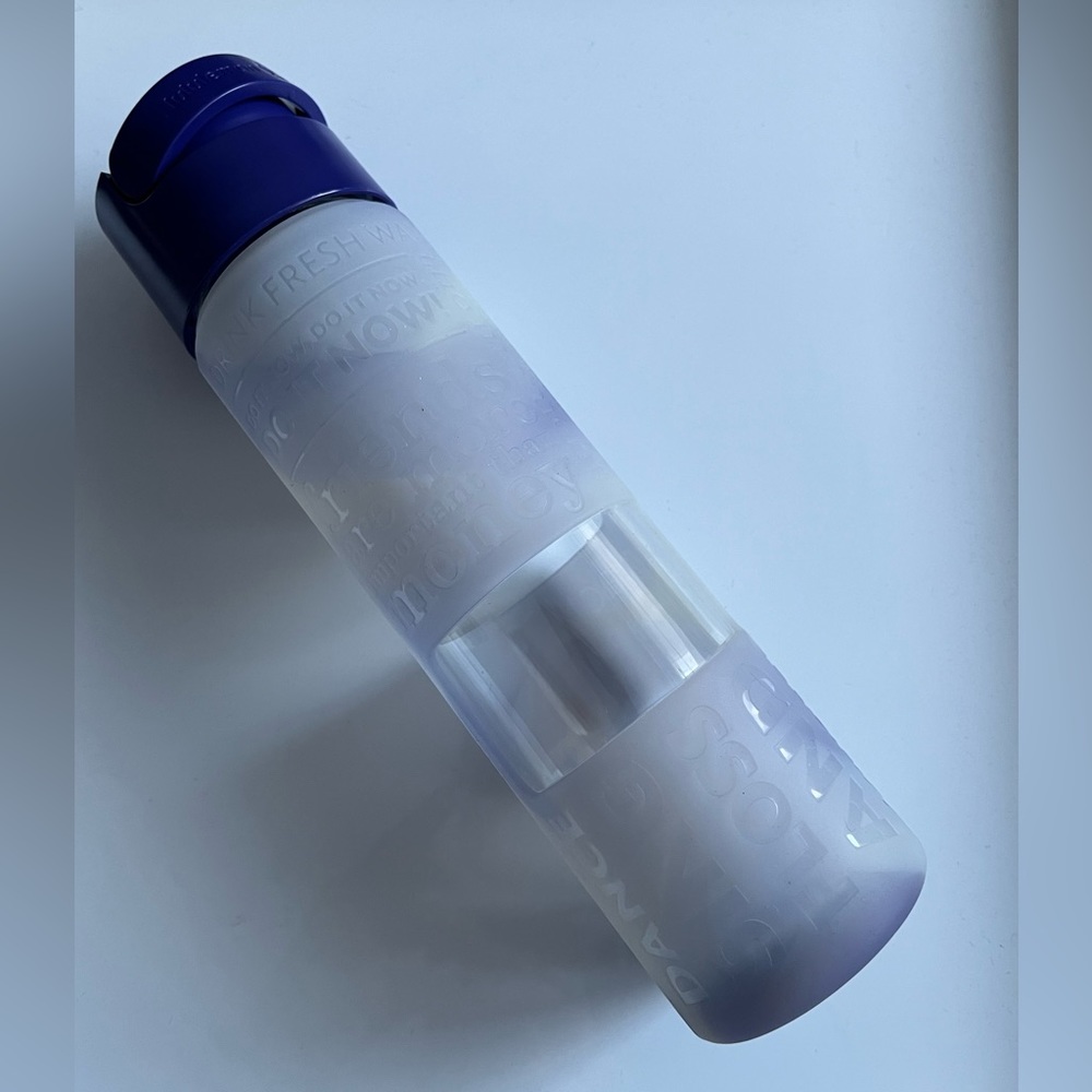 Lululemon Pure Balance Water Bottle With Silicone Sleeve 🧘‍♀️🏃‍♀️🚴‍♀️